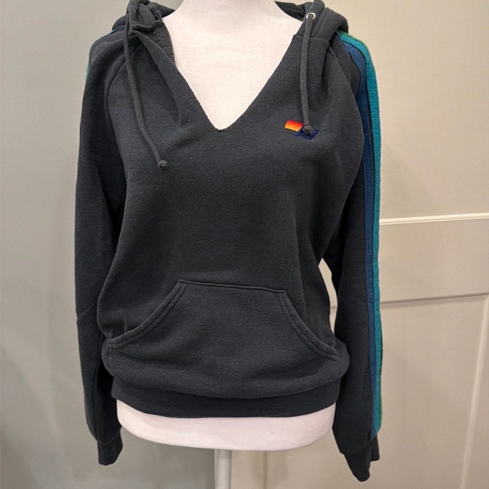 Women’s aviator nation sweatshirt. Very good condition. Size extra small.